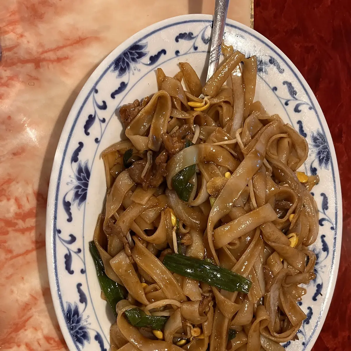 pan stir fried ho fun 干炒河粉
